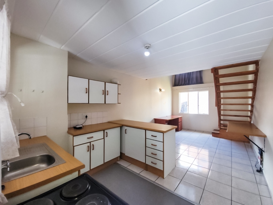 1 Bedroom Property for Sale in Kannoniers Park North West